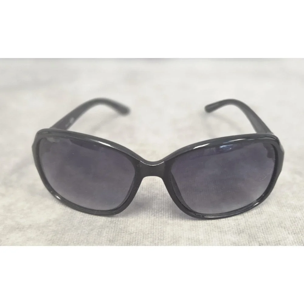Foster Grant Black Sunglasses